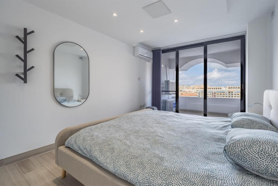 Deluxe Seaview Apartment Saint Julian's Eksteriør bilde